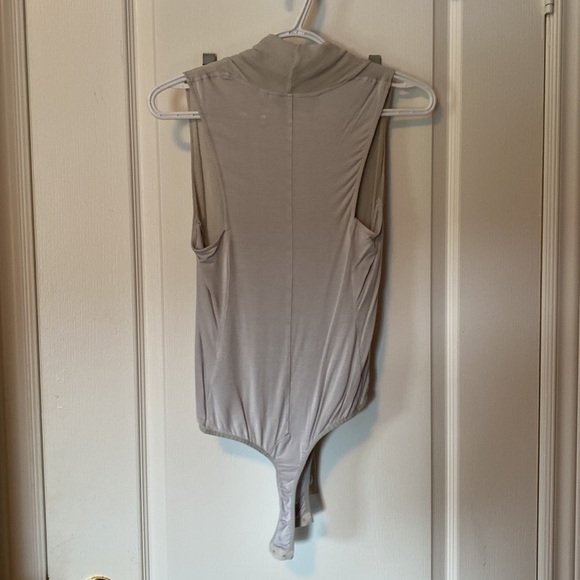 Guess By Marciano Grey Bodysuit - Picture 3 of 3